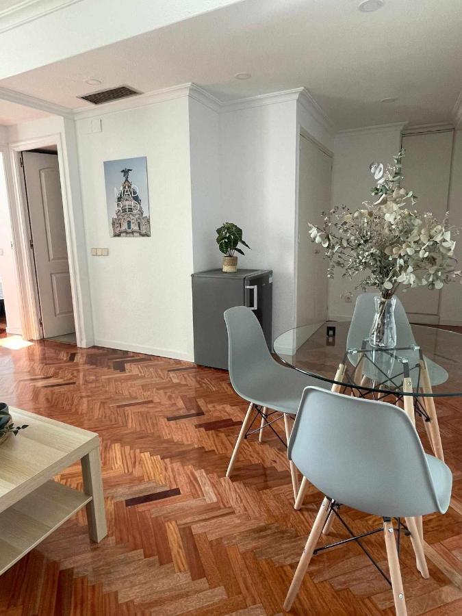 Apartamento Con Terraza Y Vistas Alcalaretiro Madri Exterior foto